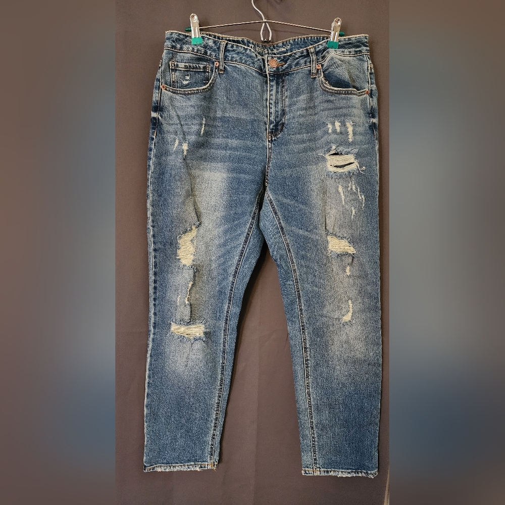 M Jeans by Maurices Jeans, Women's size 14 Maurice Mid Rise Blue Jeans